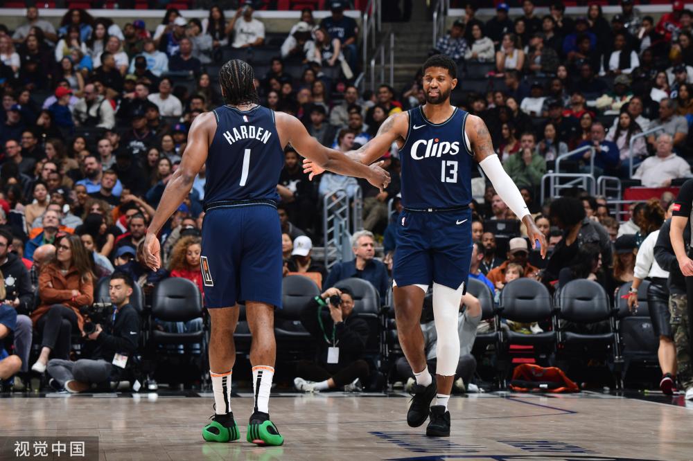 体育竞技中 体育竞技中