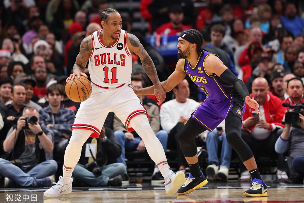 一位演员 一位演员