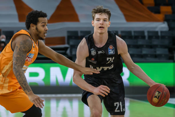 的防守智商 的防守智商